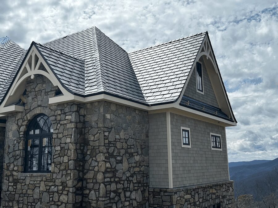 Modern asphalt roof in Greenville