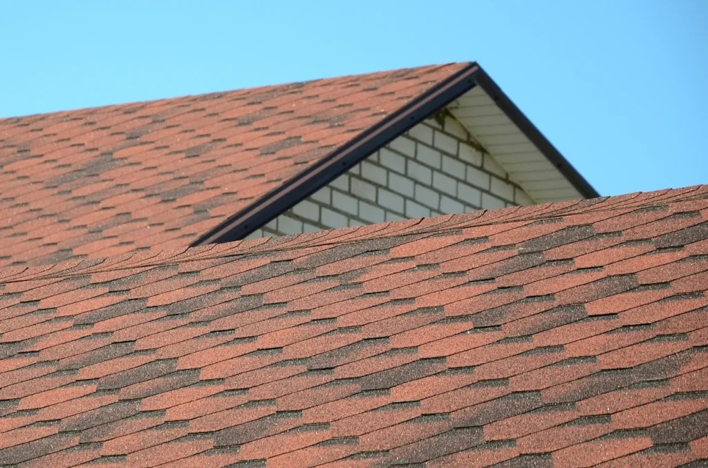 How to Pick the Best Roof Shingle Color for Your Home